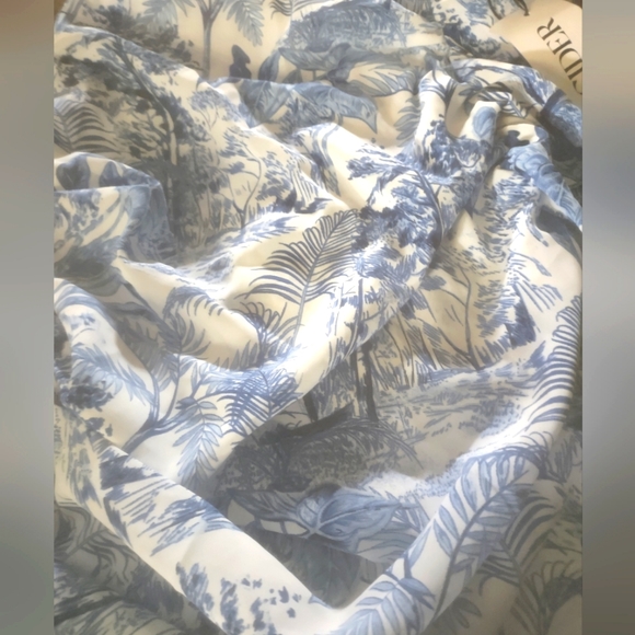 Side slit skirt blue and white size small - Picture 1 of 1